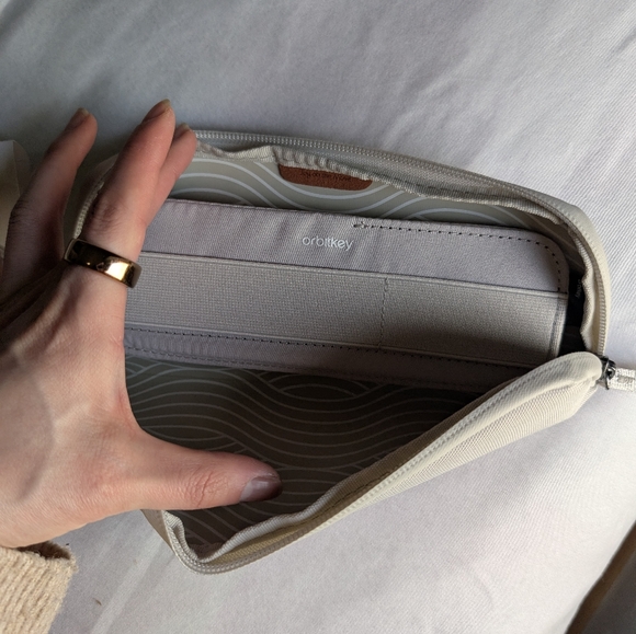 NWT KonMari by Orbitkey Pencil Case - Picture 6 of 11